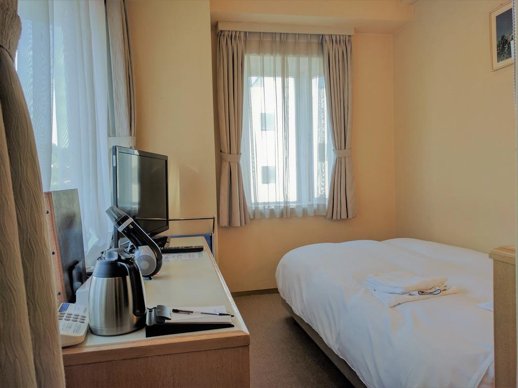Hotel Harbour Yokosuka Bagian luar foto